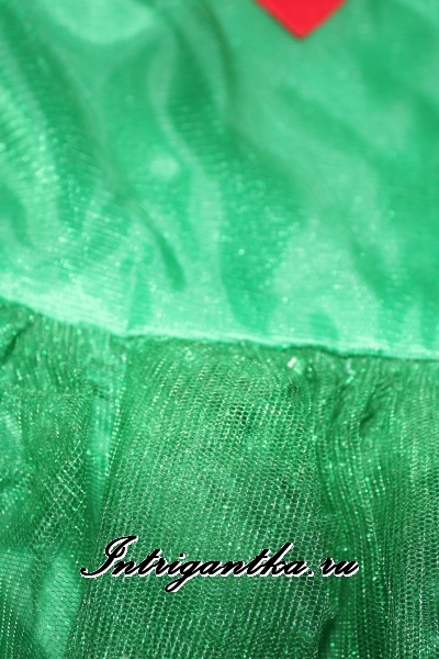 Зеленая ёлочка с украшениями снежинка без пояса